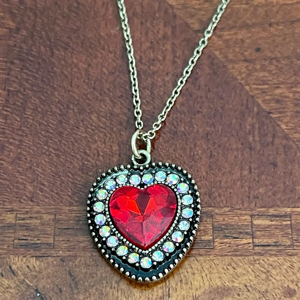 Red Heart Rhinestone Heart Iridescent Antique Gold Boho Valentine’s Day Necklace - Picture 4 of 10